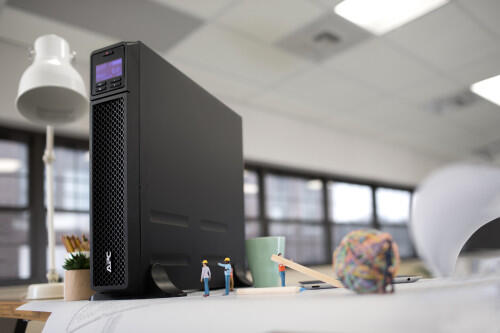 UPS APC Smart-UPS SRT 3000VA 230V - SRT3000XLI